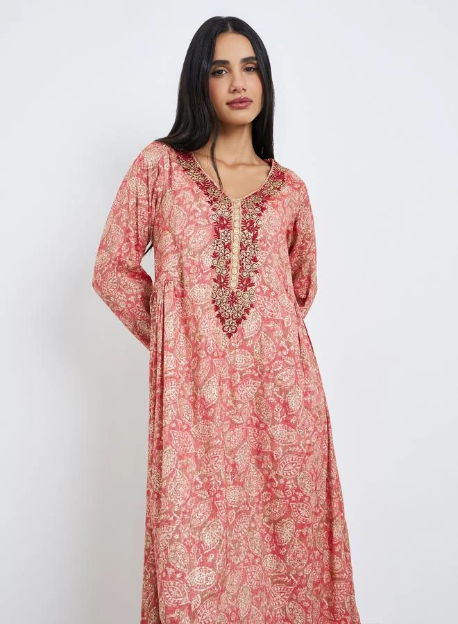 Amirah Women Pink Printed Embroidered Jalabiya with Scarf